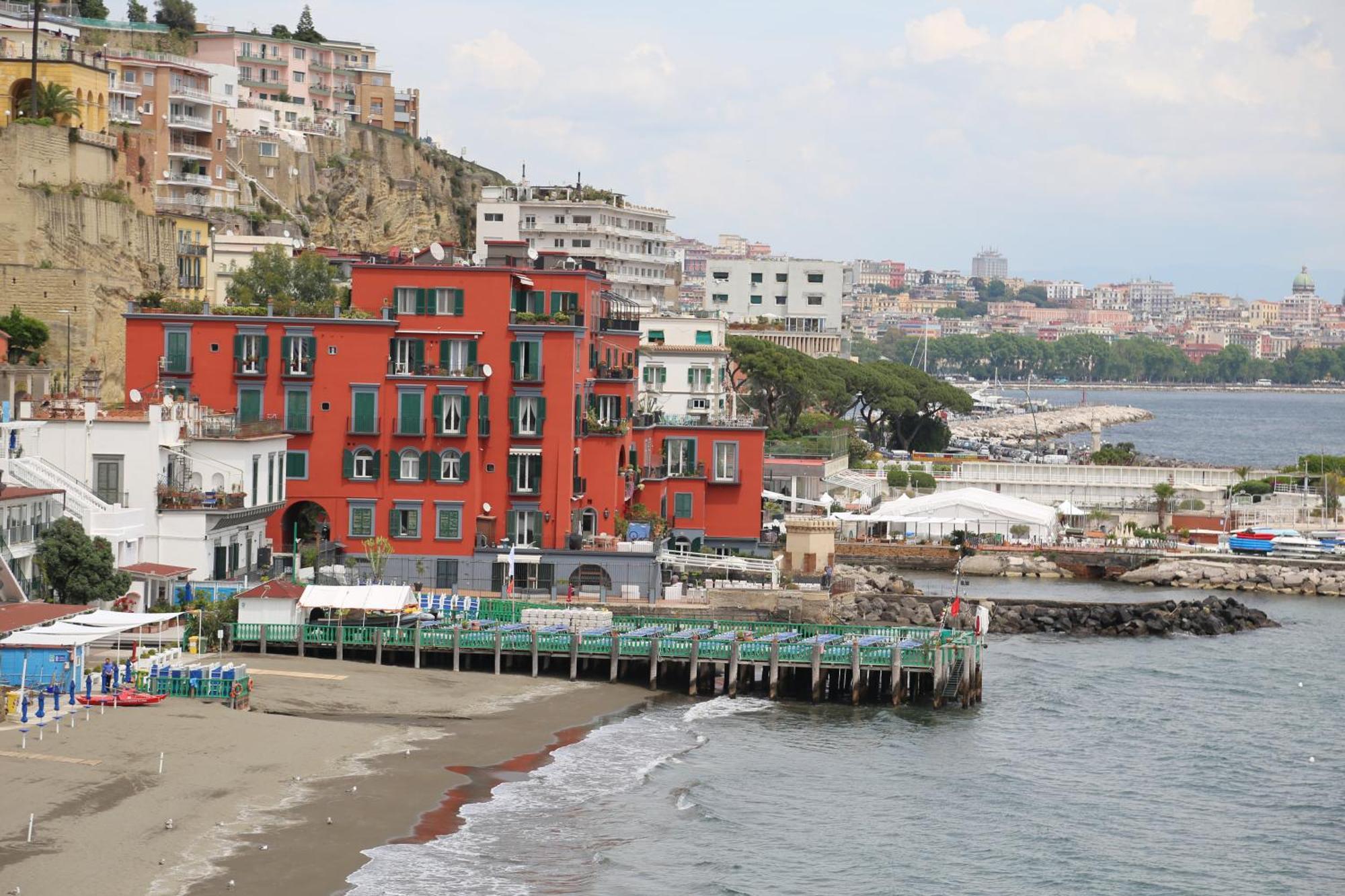La Casetta Con La Spiaggia 那不勒斯 外观 照片